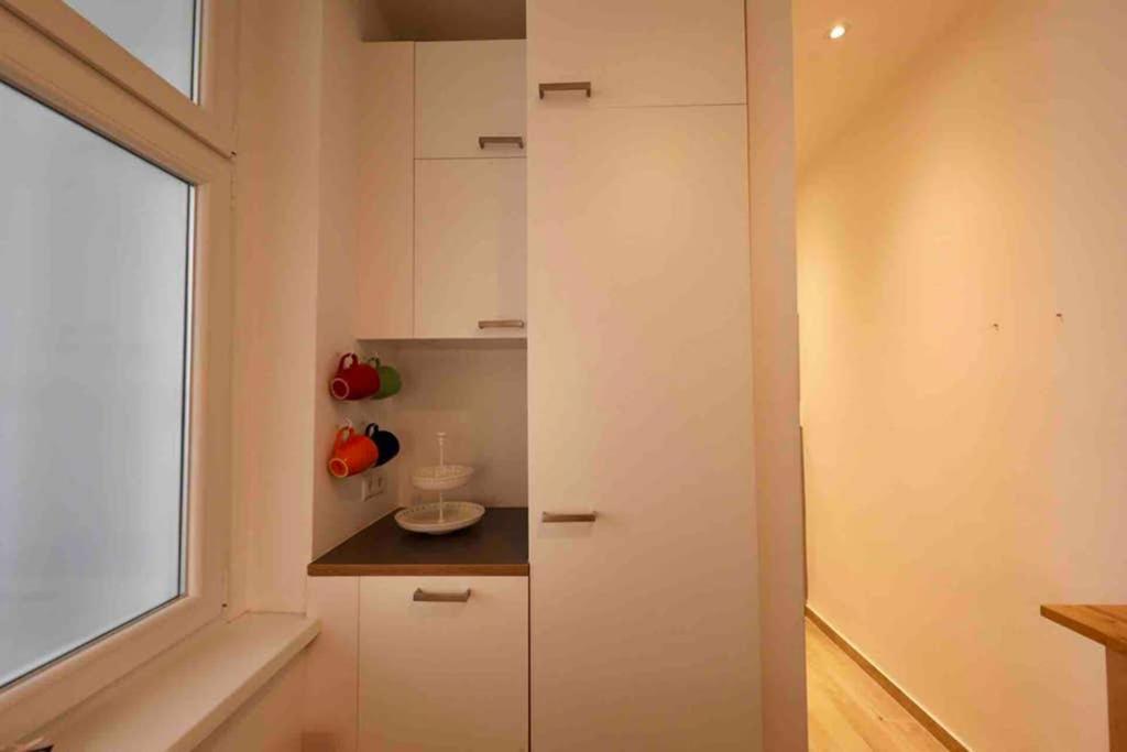 Spacious 1 Bedroom Belvedere Vienne