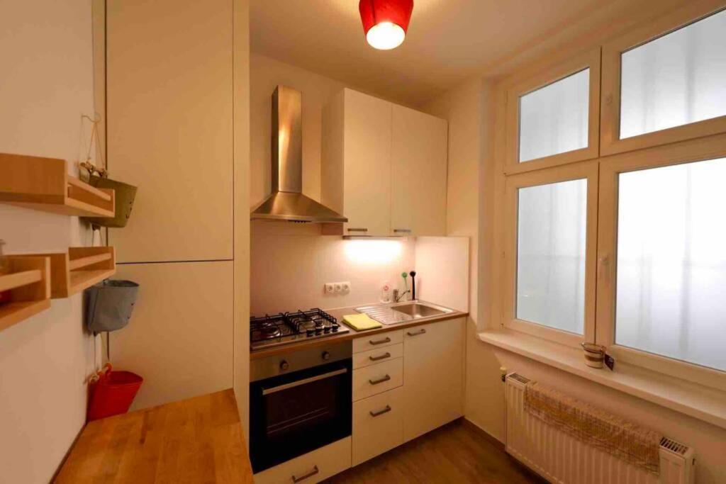 Spacious 1 Bedroom Belvedere
